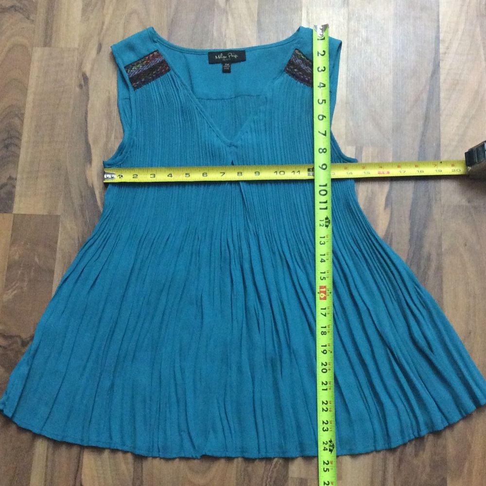 Melissa Paige Teal Sleeveless Blouse - Picture 5 of 6